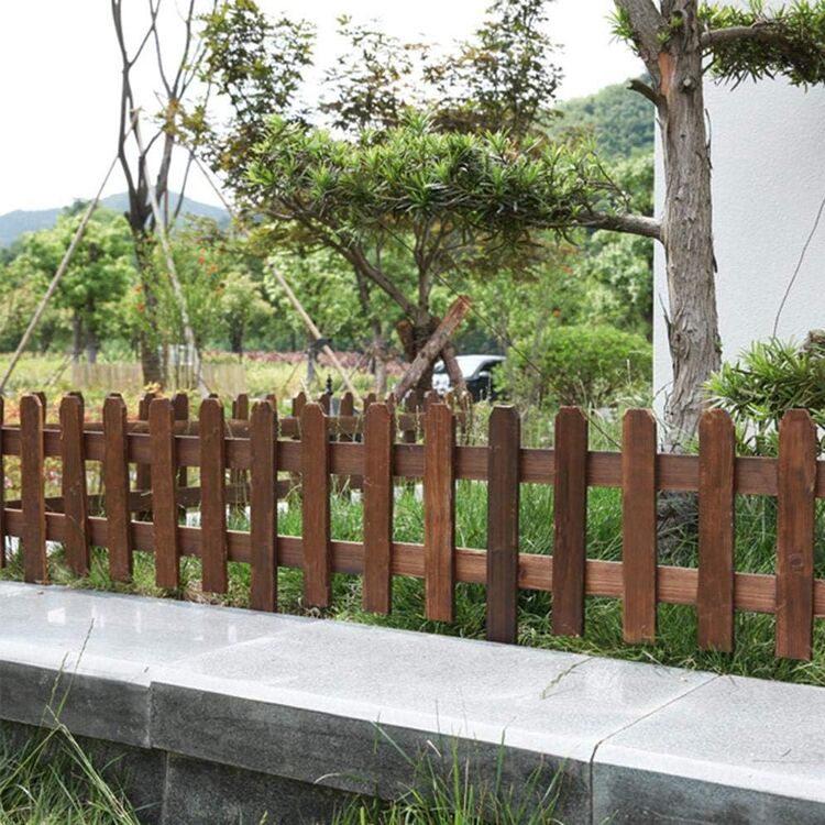 Expandable Wooden Decorative Fence Panel for Gardens and Patios